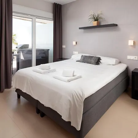 Apartment Higueron South Beach By Alfresco *